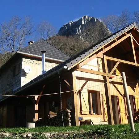 Maison Atypique En Chartreuse * Corbel