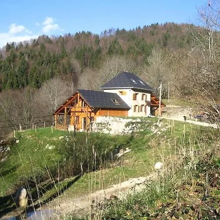 別荘 Maison Atypique En Chartreuse