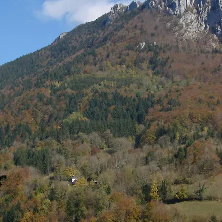 Maison Atypique En Chartreuse *